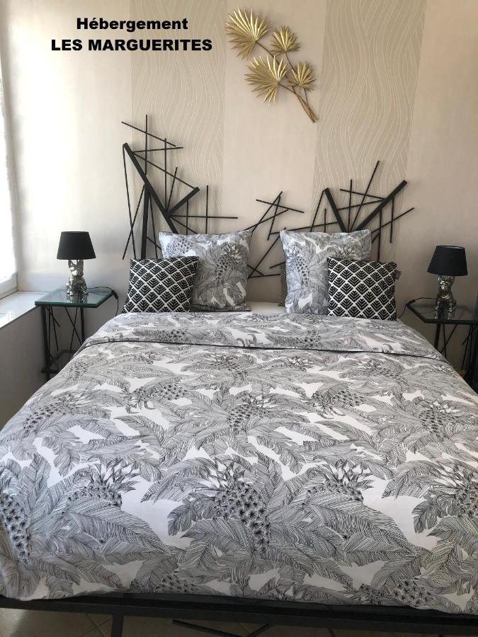 شقة La Petalerie إيبيرني المظهر الخارجي الصورة